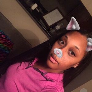 Meet your Posher, Jasmine